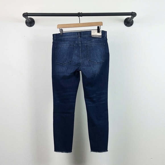 NEW DL1961 Florence Mid Rise Instasculpt Skinny Jeans in Stranded Dark Blue - Picture 9 of 10